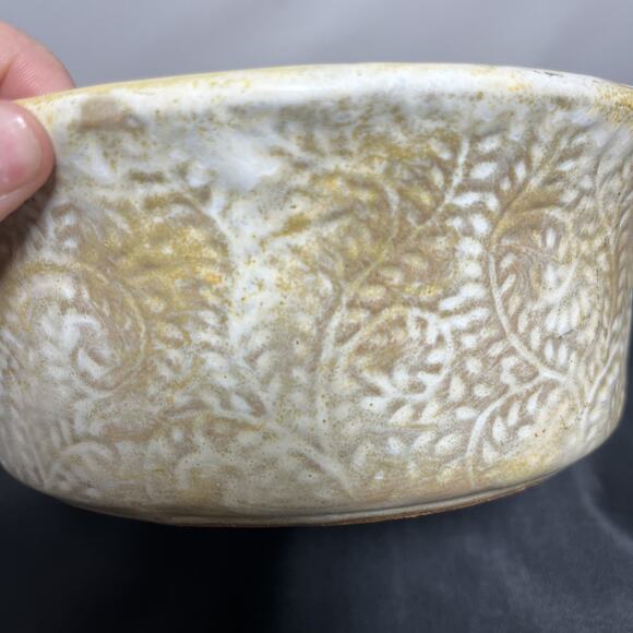 Terra Cotta Studio Stamped Pattern Pottery Baking Dish Unmarked Yellow Ivory - Picture 7 of 11